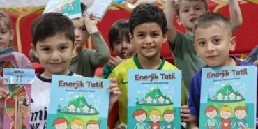 uludag-enerji-enerjini-gelecege-tasi-projesiyle-70-bin-ogrenciye-ulasti-8D7NvsQv.webp