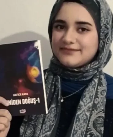 13-yasindaki-agrili-hatice-kaya-ilk-romanini-yayimladi-iUtwXgJ3.webp