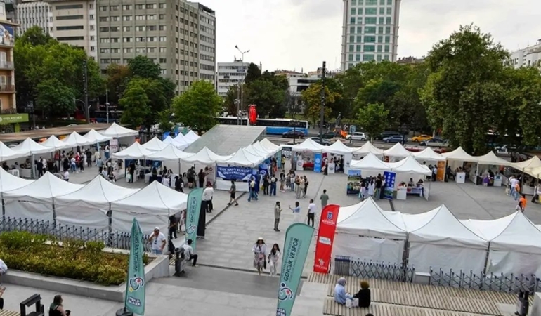 abbden-5inci-universite-tanitim-gunleri-RYGIHMXM.jpg
