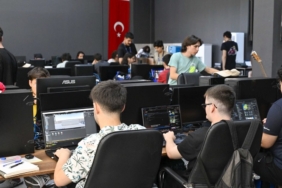 ankara-game-jam-genclere-ilham-verdi-mvPK4BNQ.jpg