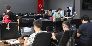 ankara-game-jam-genclere-ilham-verdi-mvPK4BNQ.jpg