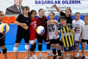 ankara-keciorende-binlerce-cocuk-ve-gence-ucretsiz-egitim-zXTWHSwv.jpg