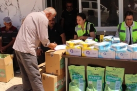 antalya-buyuksehirden-selden-etkilenen-ureticilere-destek-dO2ZIyQC.jpg