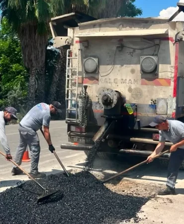 antalya-finikede-yollar-yenileniyor-baQGOClO.webp