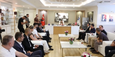 antalyaspor-yonetiminden-buyuksehire-tesekkur-ziyareti-6splUajK.jpg