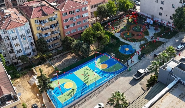 bakirkoy-vefa-parki-yenilenen-yuzuyle-hizmete-acildi-ik3HCm2V.jpg