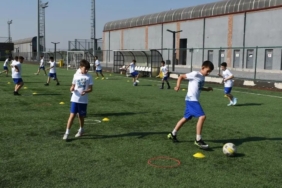 balikesir-buyuksehir-yaz-spor-okullari-saglikli-bireyler-yetistiriyor-LJUUlSRj.jpg