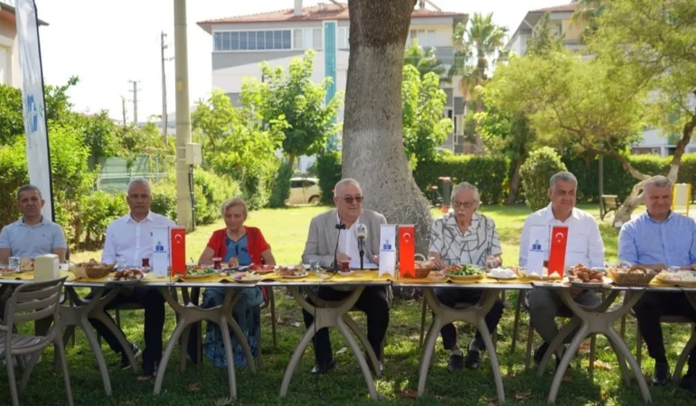 balikesir-edremitte-basin-bayrami-bulusmasi-wLQpbNE2.jpg