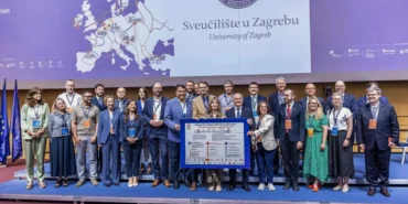 baskan-koymen-avrupanin-kent-gelecegi-liderler-forumuna-katildi-wWitdwLt.webp