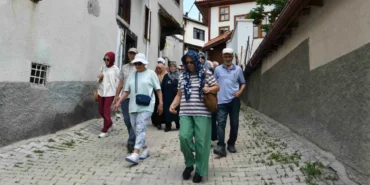 baskentliler-ucretsiz-kent-gezileri-ile-ankarayi-kesfediyor-1n8q5vF1.webp
