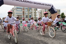 bisiklet-yarisi-nefes-kesti-pZxaG6jg.jpg