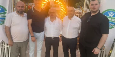 bursa-artvin-vakfindan-babalar-gunu-etkinligi-geliri-ogrencilere-burs-olacak-PtmapFBr.webp