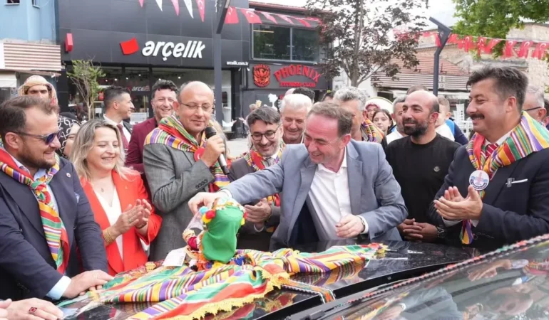 bursa-yenisehirde-700-yillik-tarihi-sevda-hayat-buldu-iwHiHwnV.webp