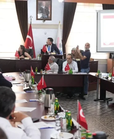 bursa-yenisehirde-gizli-imar-iddiasi-belgelerle-curutuldu-vW4uTqKx.webp