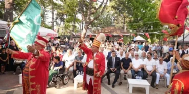 bursa-yenisehirde-tarihi-gun-babasultan-obasi-kapilarini-acti-a1atNR34.webp