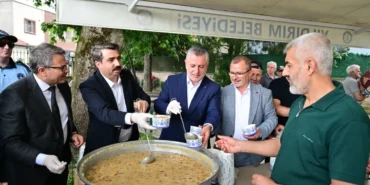bursa-yildirimda-baskan-yilmazdan-hem-ziyaret-hem-bereket-72JVLDuu.webp
