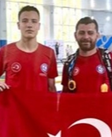 denizli-buyuksehir-belediyesporlu-yuzuculer-altin-madalyalari-topladi-WTEt6HHW.jpg