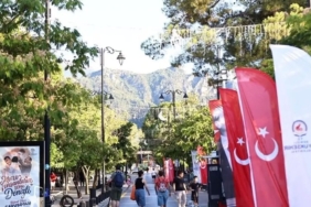 denizli-camlik-bulvarinda-keyifli-pazar-3ZW1CxGJ.jpg