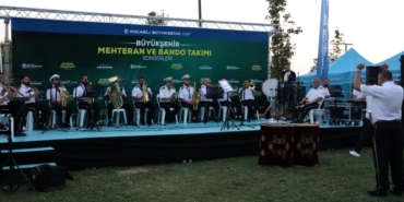 derincede-tarih-ve-nostalji-ezgilerle-hayat-buldu-sqKjayRF.jpg