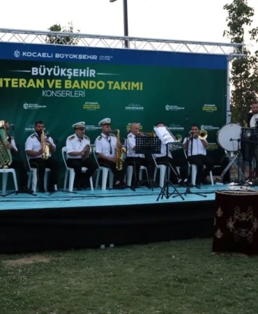derincede-tarih-ve-nostalji-ezgilerle-hayat-buldu-sqKjayRF.jpg