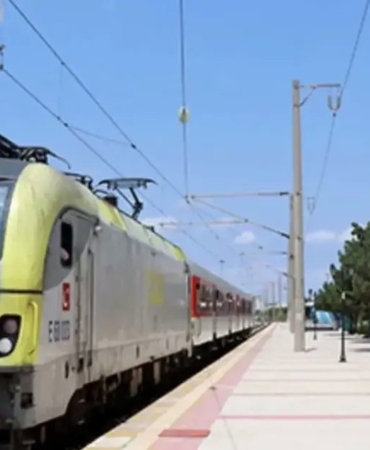 edirne-halkali-bolgesel-tren-seferleri-iki-gun-iptal-ct1EQkzU.jpg
