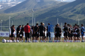 erciyes-yuksek-irtifa-kamp-merkezi-spor-kuluplerinin-gozdesi-oldu-e38R7YHb.webp