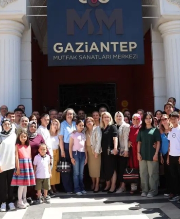 gazi-sehrin-2026-yks-ve-lgs-sampiyonlari-bulustu-QGgr1LIs.jpg