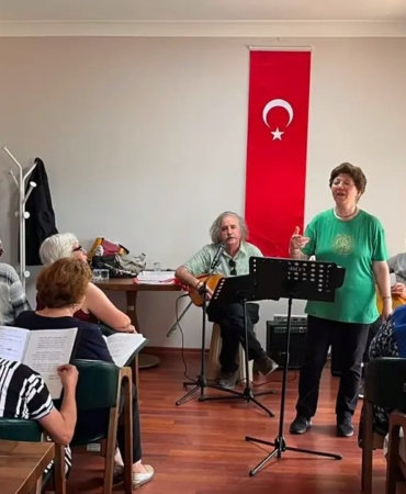 golcuk-sayginlar-kulubu-3-ayda-692-uyeye-ulasti-bZyMxPhn.jpg