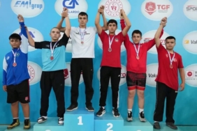 gureste-bursa-yildirim-ruzgari-aSzWlQOk.jpg