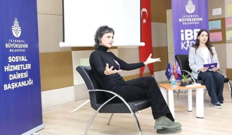 ibbnin-kadin-yazar-bulusmasina-7-bini-askin-katilim-n1wI5dMt.jpg
