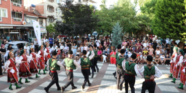 inegol-kulturlerle-renklendi-m8t7Qzwl.webp