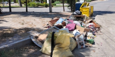 izmir-guzelbahcede-baskan-akindan-cevre-icin-duyarlilik-cagrisi-WAHvvrLc.jpg