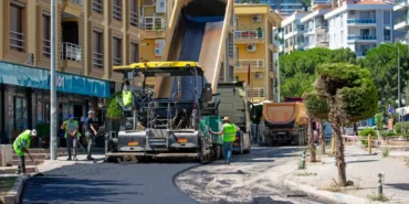 izmir-narliderede-asfalt-mesaisi-hiz-kesmiyor-p2EjNR15.webp