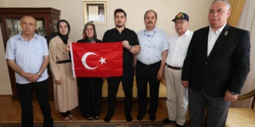 konya-buyuksehir-15-temmuz-gazilerini-unutmadi-8M5812Ru.webp