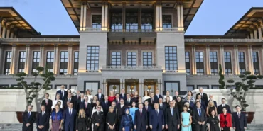 kulliyede-nato-yemegi-ve-hatirasi-bxisFh5l.webp