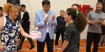 kutahyada-baskan-kahveciden-milli-sporculara-moral-ziyareti-wPpthpC3.webp