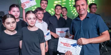 manisa-buyuksehir-konservatuvarindan-sanat-dolu-yil-sonu-gecesi-Vg99OV3Y.webp