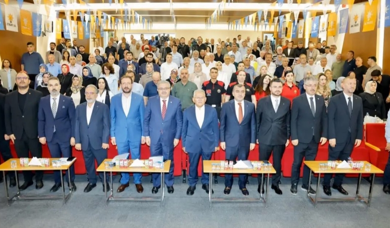 memduh-buyukkilictan-ak-parti-ilce-danisma-meclislerine-cikarma-K9Ci5v7L.jpg