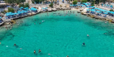 mersin-plajlari-tatilcilerin-gozdesi-oldu-kEpkyBWA.webp