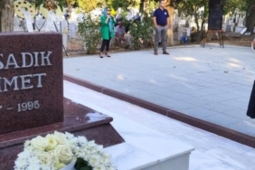 nurten-yontardan-tbmmde-doktor-sadik-ahmeti-anma-mesaji-M1LYsiK4.jpg