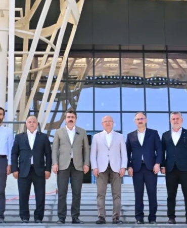 piremir-genclik-ve-spor-merkezi-gun-sayiyor-DyxdxaiB.jpg
