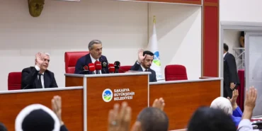 sakarya-meclisinde-yeni-projeler-onaylandi-bBuhNnqH.webp