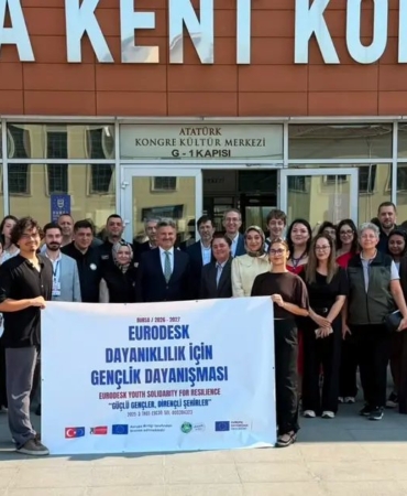 afetlere-direncli-bursa-icin-gencler-harekete-gecti-5fx78ULf.jpg