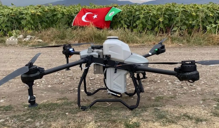 agrida-tarimsal-ilaclamada-teknoloji-donemi-zirai-drone-sahaya-indi-WQz1z2NQ.jpg