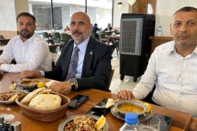 ak-partili-cemal-kayadan-agridaki-gazetecilere-cagri-sureci-halka-dogru-anlatin-v2hZhUQQ.jpg