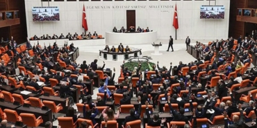 anayasa-degisikligi-icin-son-adim-FUawxCNx.jpg