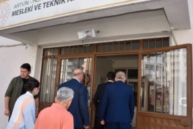 artvin-hopada-kaymakam-karakayadan-okullara-inceleme-1W7rStVf.jpg