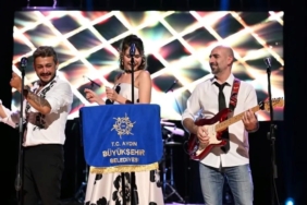 aydinda-yaz-konserleri-didimde-devam-etti-IVb5fOpb.jpg