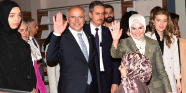 bakan-goktastan-malatya-sehir-kutuphanesine-tam-not-OLXnY7Of.jpg