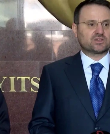 bakan-gurlek-yesil-vatana-kastedenler-hukuk-onunde-hesap-verecek-XJhKnzce.jpg